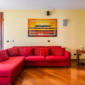 https://milo-apartments.emilia-romagnahotels.net